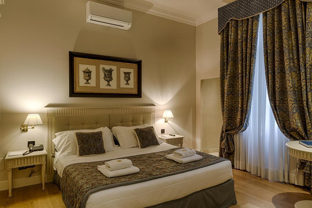 Palazzo Guicciardini Hotel Florence Exterior photo